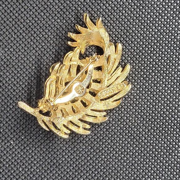 Glam Gerry's Feather Brooch with Pink Rhinestones – Fairycore Vintage Chic - Picture 3 of 8